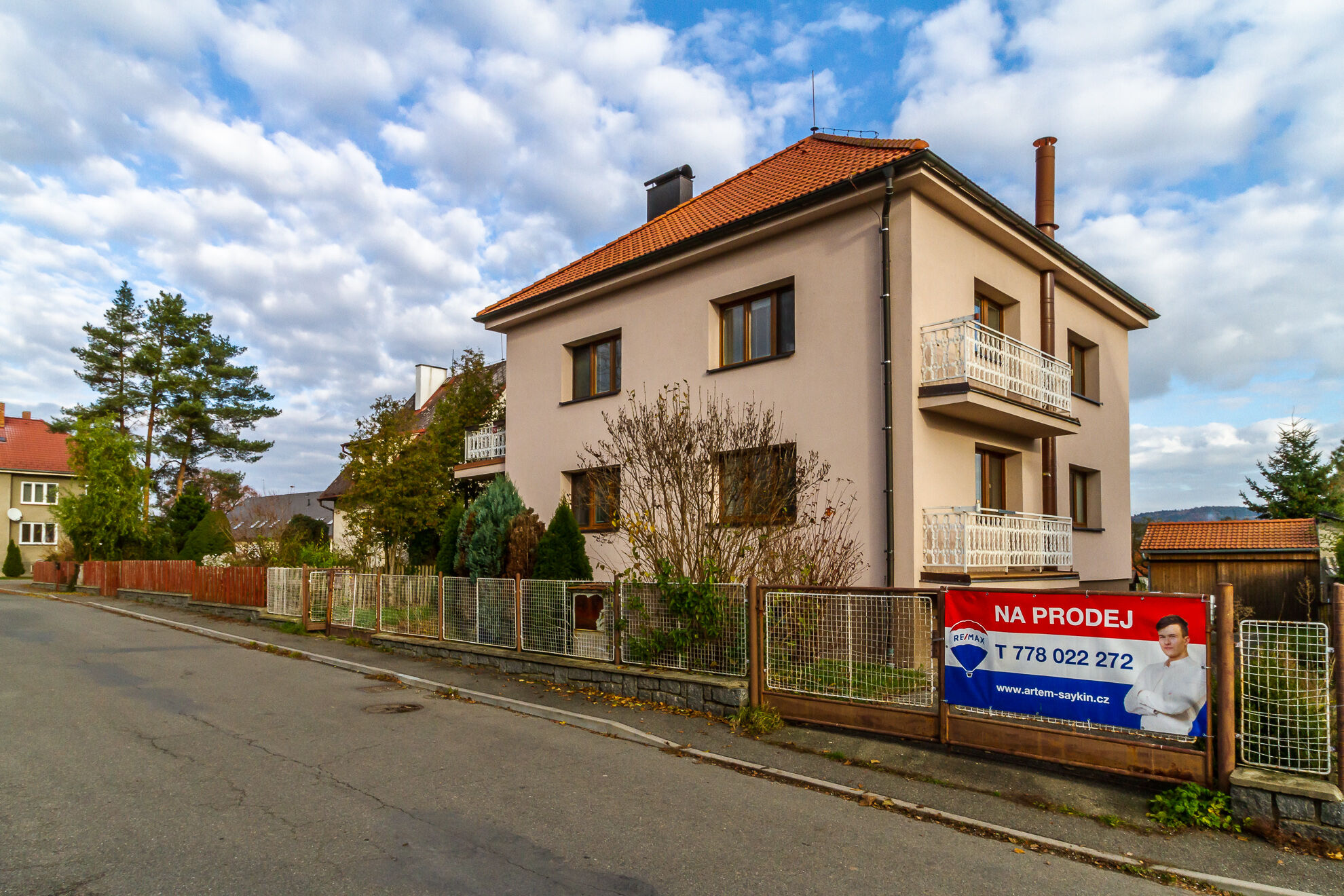 Prodej domu, Prčice